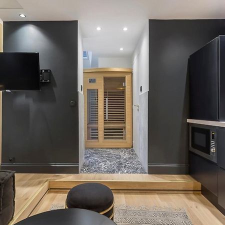 Victor Hugo Romantic Suite - Sauna Et Balneo Lyon Eksteriør bilde